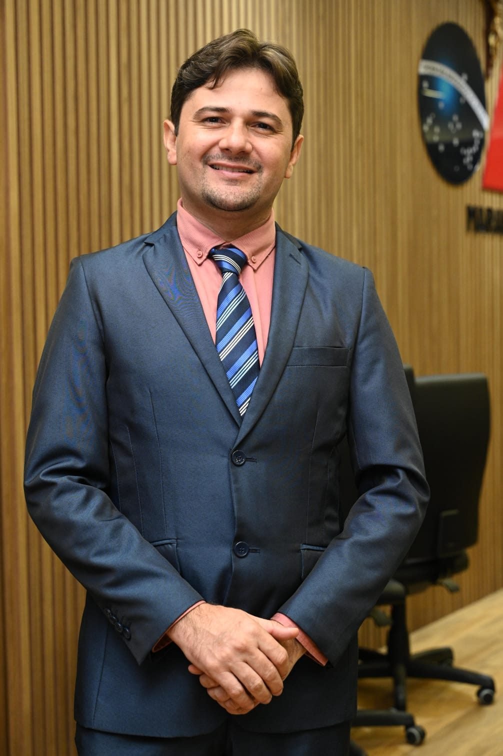 8a665654-3a5c-4d12-a6bb-b982abb5b1ac (1)